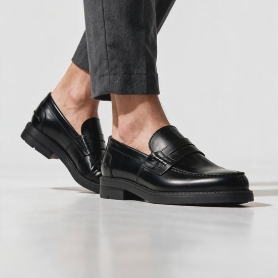 Mocassini college in pelle abrasivata - Nero - Arconero lookbook