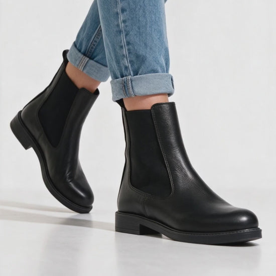 Stivaletti Beatles Donna in Pelle - Nero - Arconero lookbook