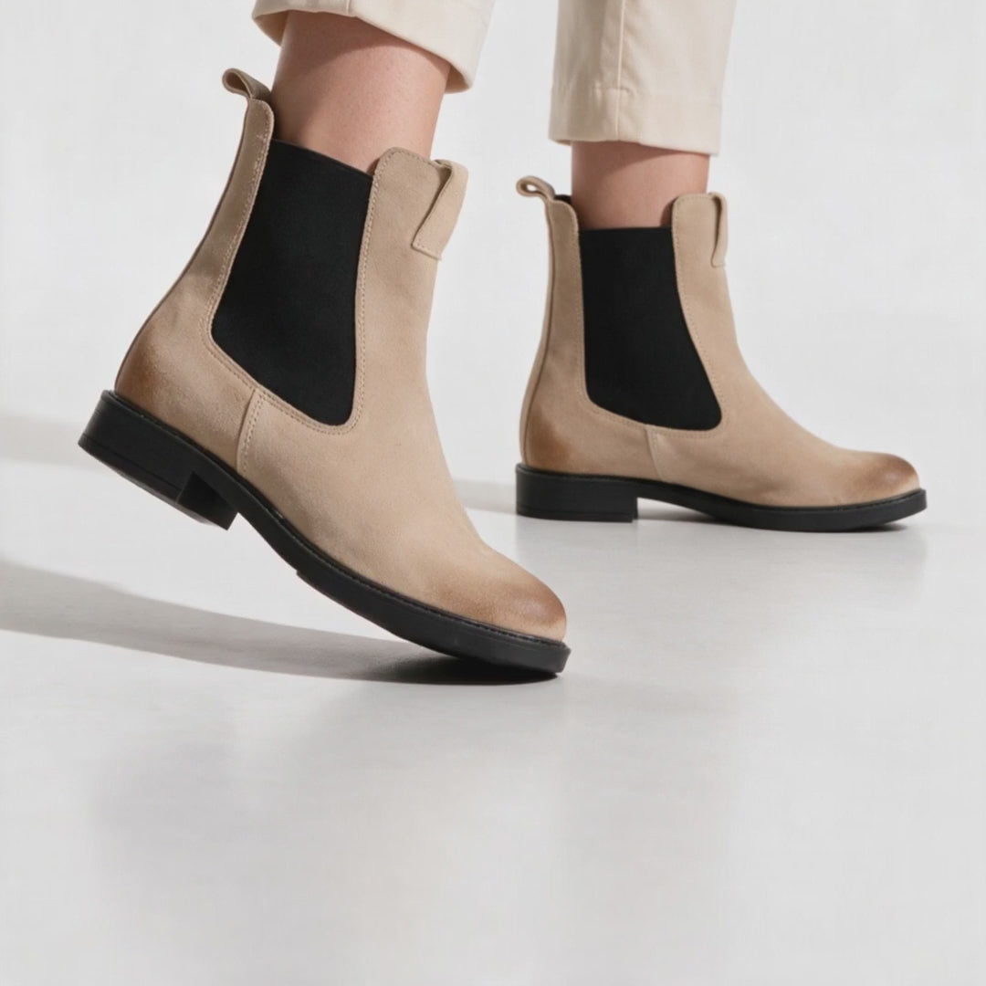 Stivaletti Beatles Donna in Camoscio - Taupe - Arconero lookbook