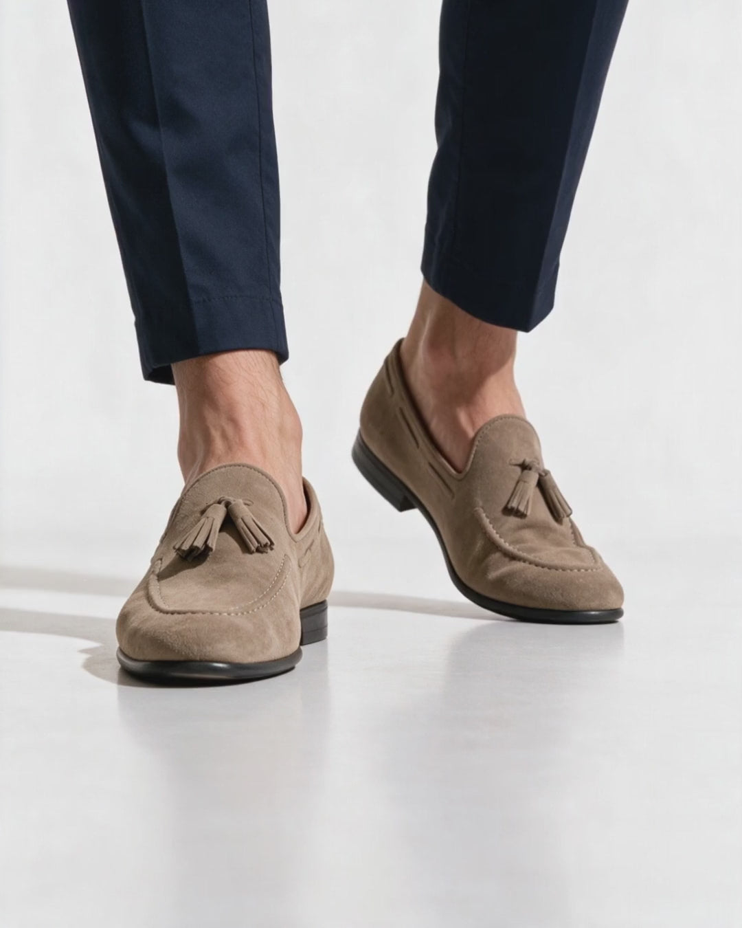Mocassini con fiocco in Camoscio - Taupe - Arconero lookbook
