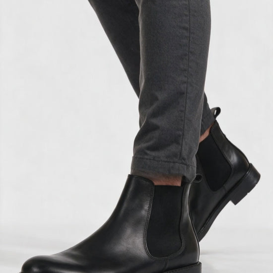 Stivaletti Beatles in Pelle - Nero - Arconero lookbook