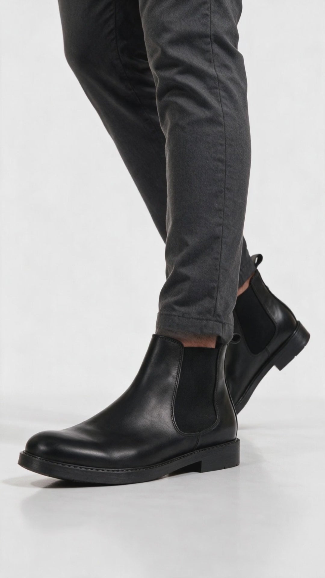Stivaletti Beatles in Pelle - Nero - Arconero lookbook